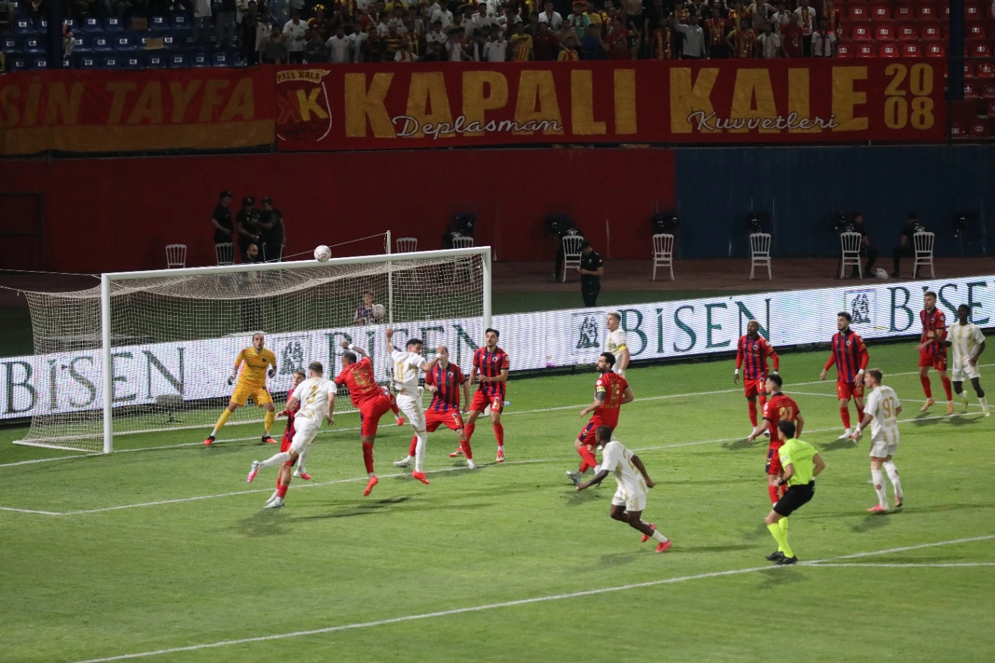 Mardin 1969 Spor’da kriz büyüyor... Tribünler Cingöz’e istifa çağrısı yaptı! 