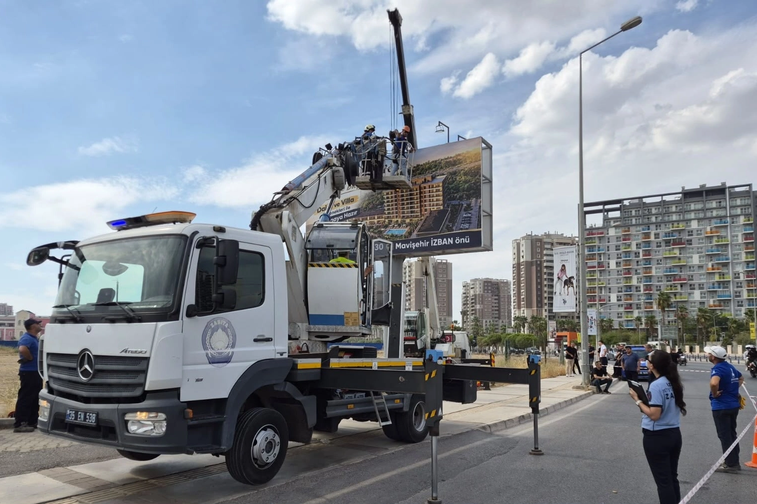 İzmir Büyükşehir’den Karşıyaka açıklaması: O işlemler aylar önce başlatıldı 