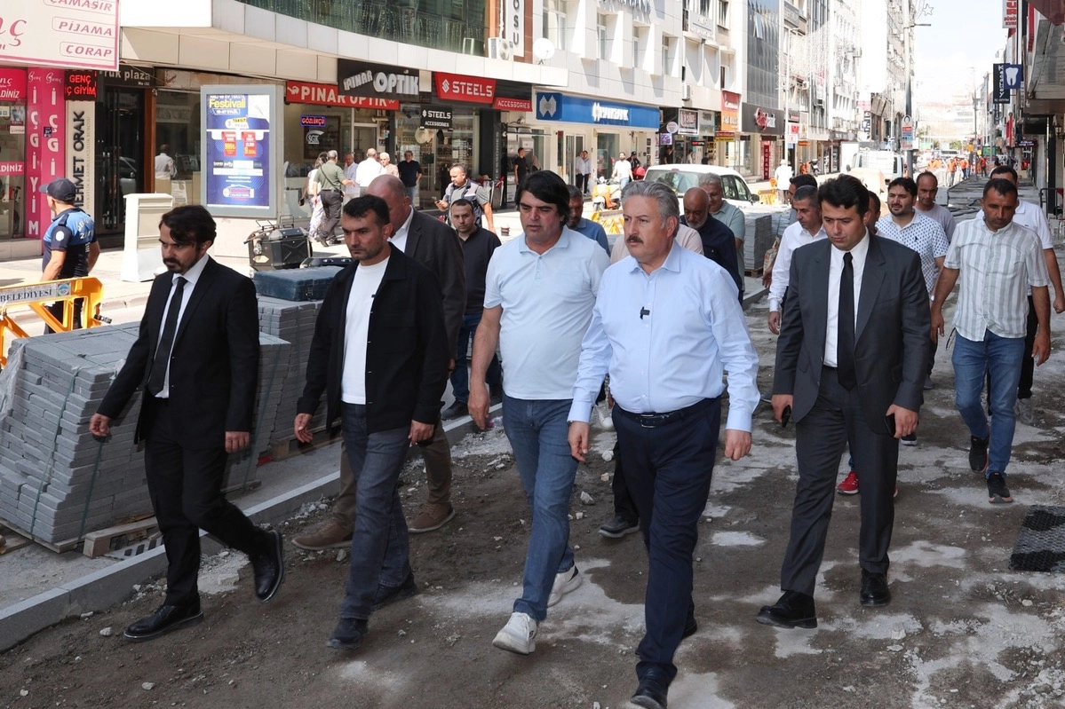 Kayseri Melikgazi'de şehir merkezine estetik dokunuş 