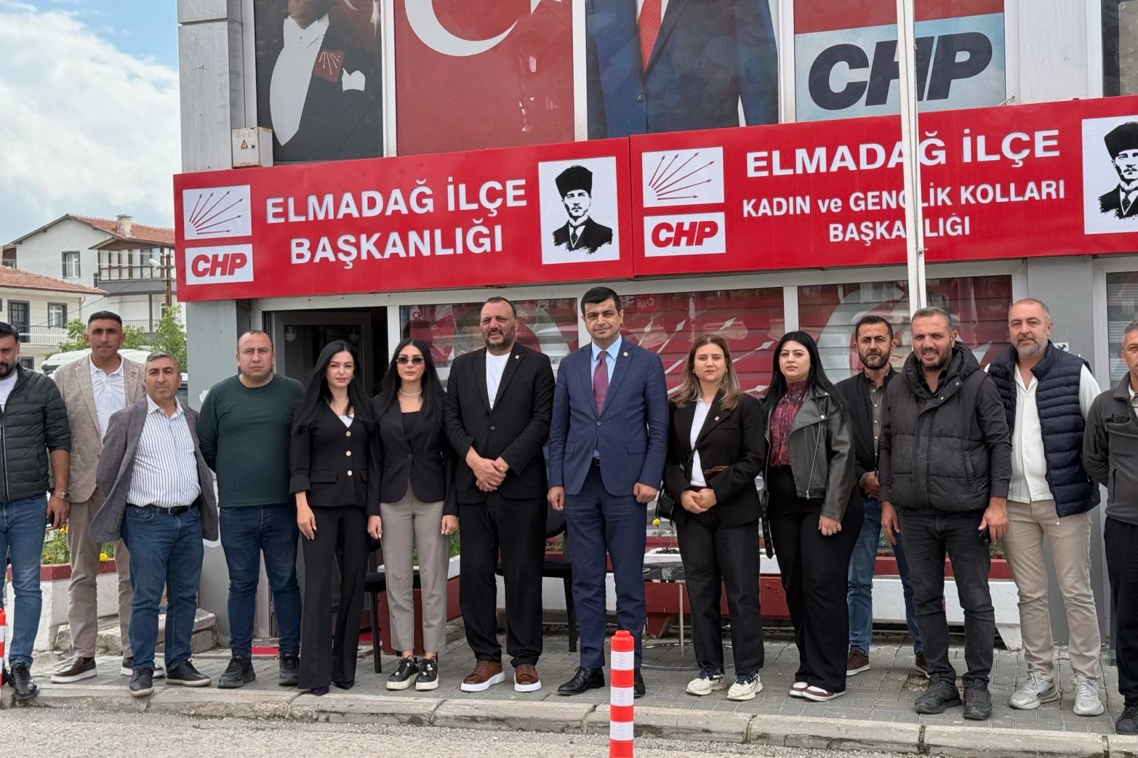 Deniz Demir’den Elmadağ'daki istifa öncesi “CHP tek mevsimlik çiçek değildir” mesajı 
