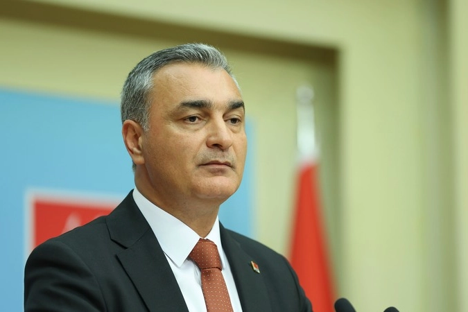 Müslim Sarı’dan Adalar çıkışı: Bugün ortaya çıkan tabloyu tek başına seçimle değerlendirmek eksik olur 