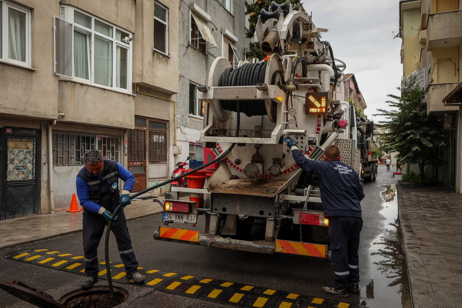 SASKİ’den 16 ilçede yağmur nöbeti 