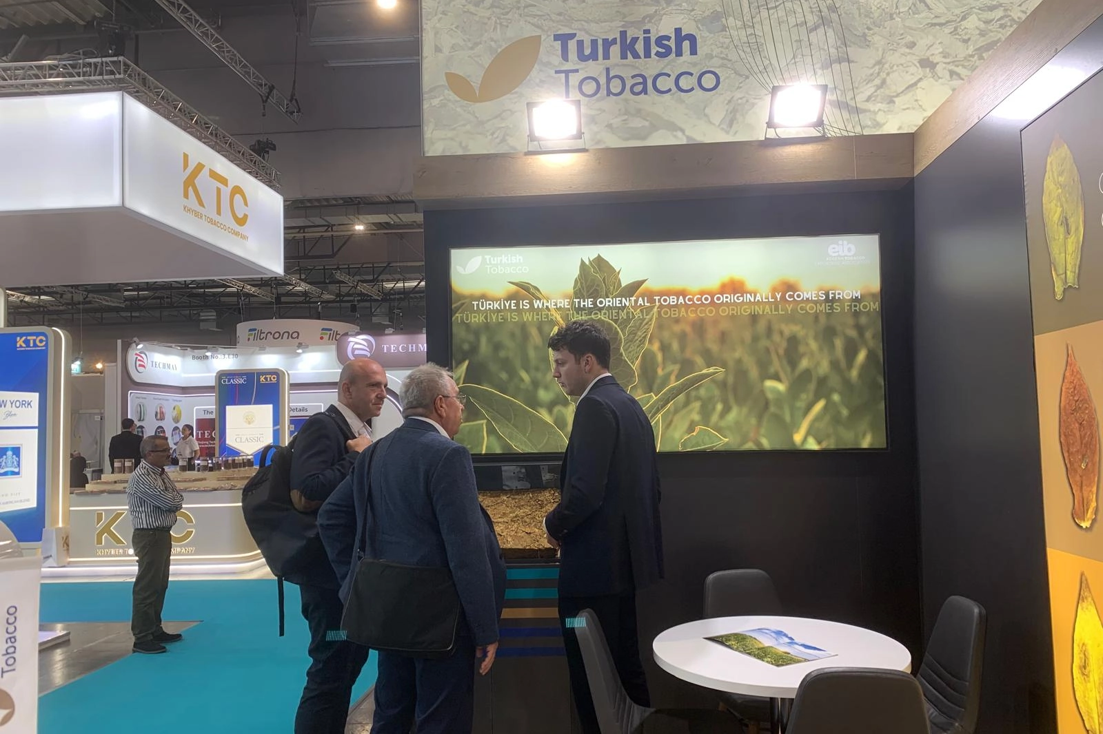 Türk tütünü Almanya’da vitrine çıktı 