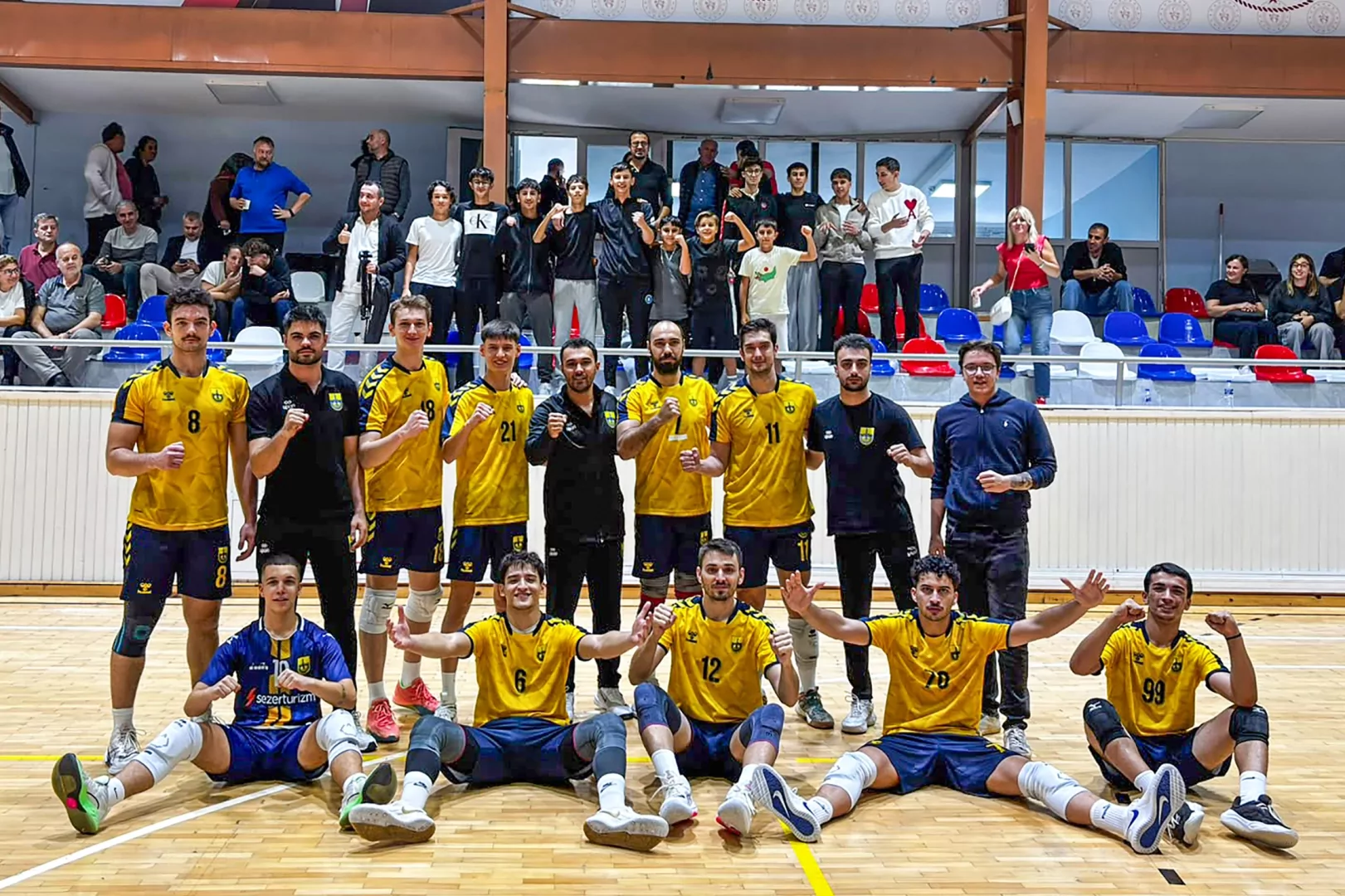 Yenişehirli voleybolcular sezona galibiyetle başladı 