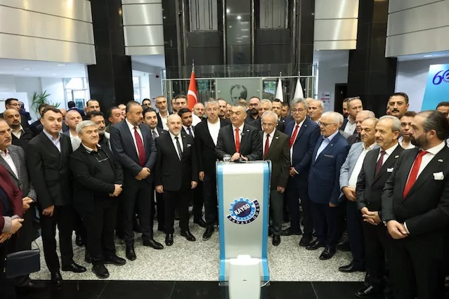 KAYSO'da Mehmet Büyüksimitci güven tazeledi 