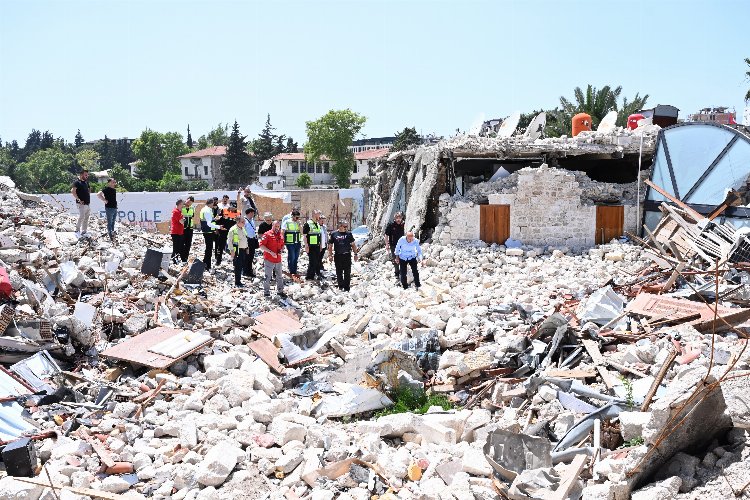 752 yıllık tarihi enkazda lazerle nokta ölçümü -