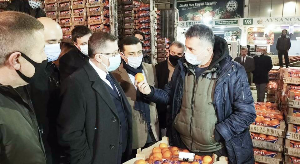 İYİ Partili Türkkan Bursa'da esnaf ziyaret