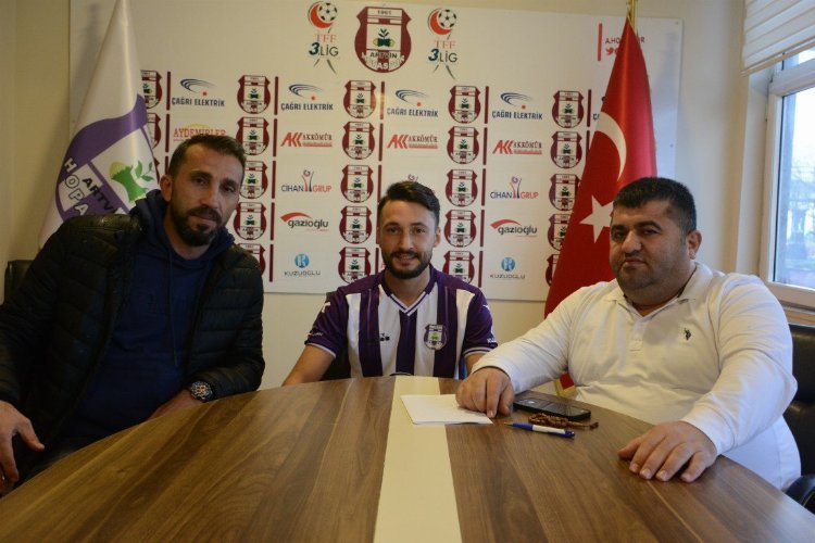 A.Hopaspor Sercan Uslu’yu renklerine bağladı -