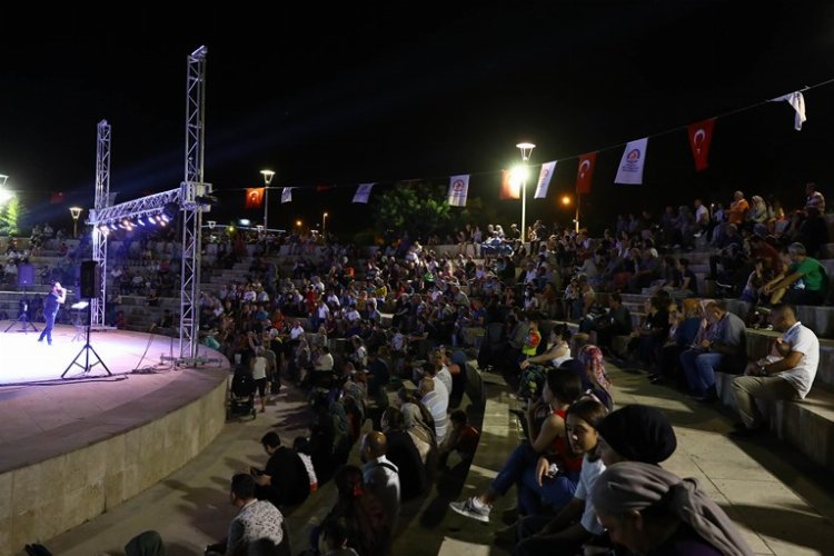 Adalet ve İncilipınar'da konser coşkusu -