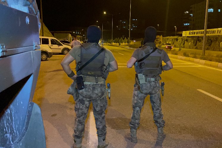 Adıyaman Besni’de Özel Harekat ve drone destekli uygulama! -