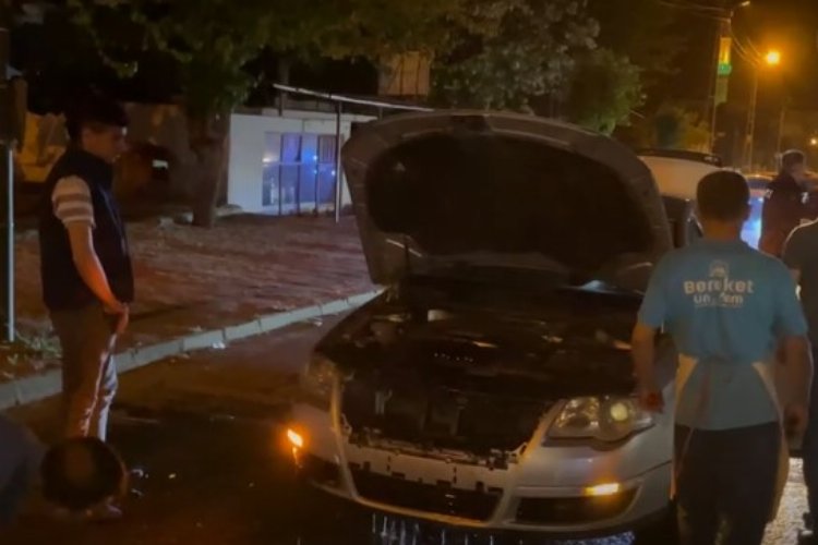 Adıyaman'da aniden otomobil patladı -