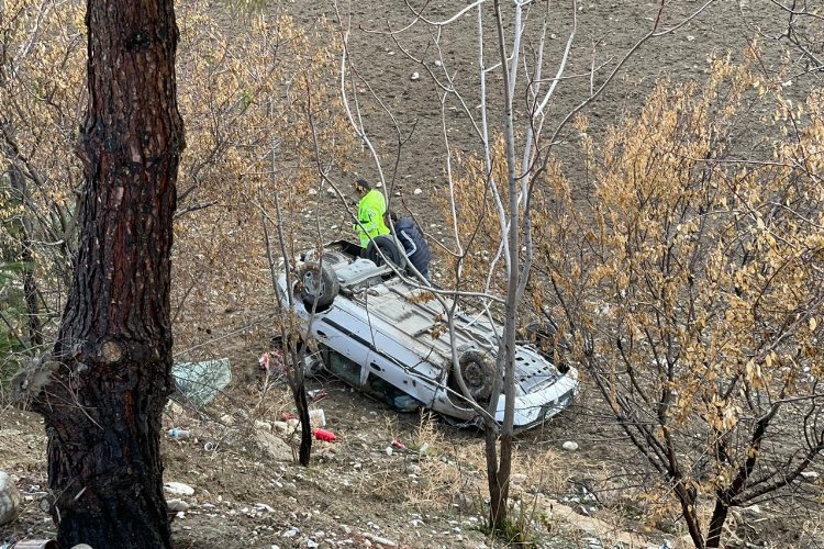 Adıyaman'da araç takla attı: 4 yaralı -