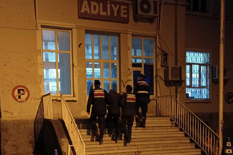 Adıyaman'da aranan şahıs Jandarma'dan kaçamadı -