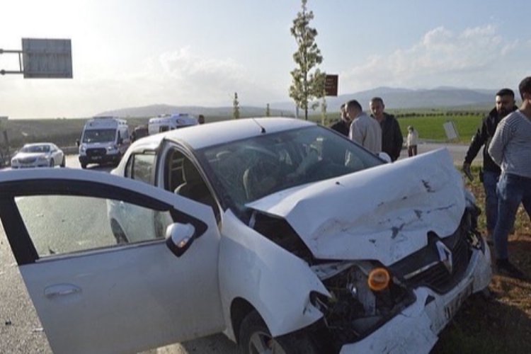 Adıyaman'da feci kaza: 5 yaralı -