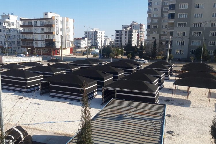 Adıyaman'da 'kıl çadırlar'ın kurulumu tamamlandı -
