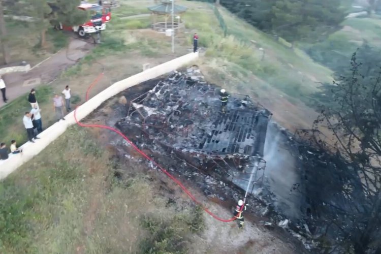 Adıyaman'da mesire alanındaki yangın korkuttu -
