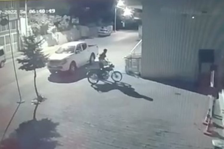 Adıyaman'da motosiklet hırsızlığı kameralara takıldı -