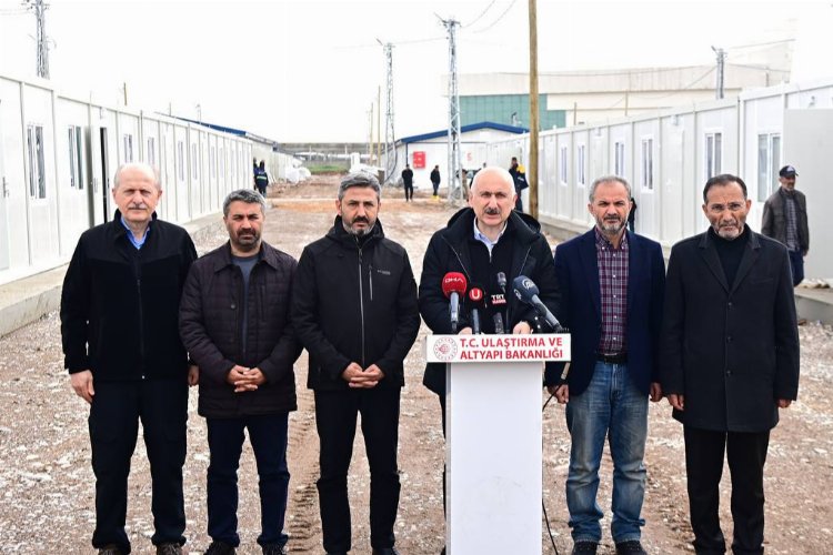 Adıyaman'da selde kaybolan 2 kişinin aranması sürüyor -