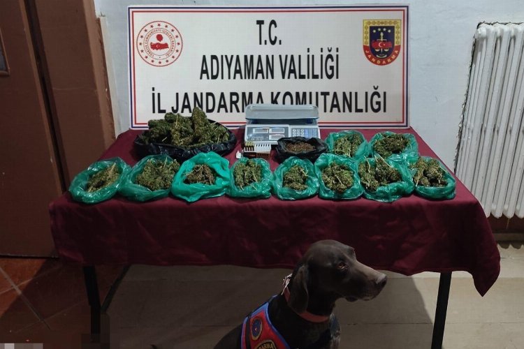 Adıyaman'da uyuşturucu operasyonu: 4 gözaltı -