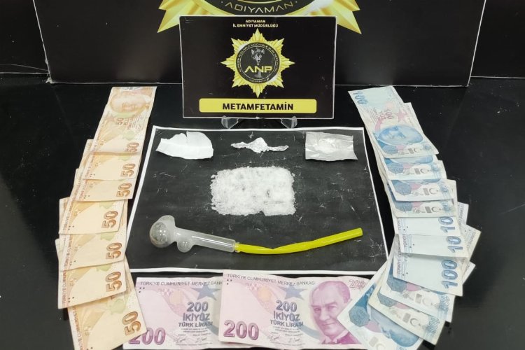 Adıyaman’da uyuşturucu tüccarlarına suçüstü -