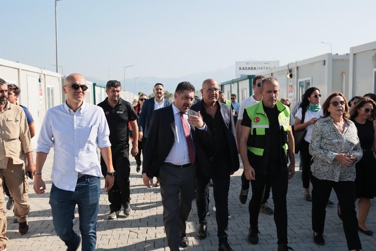 Afet bölgesi için örnek dayanışma -