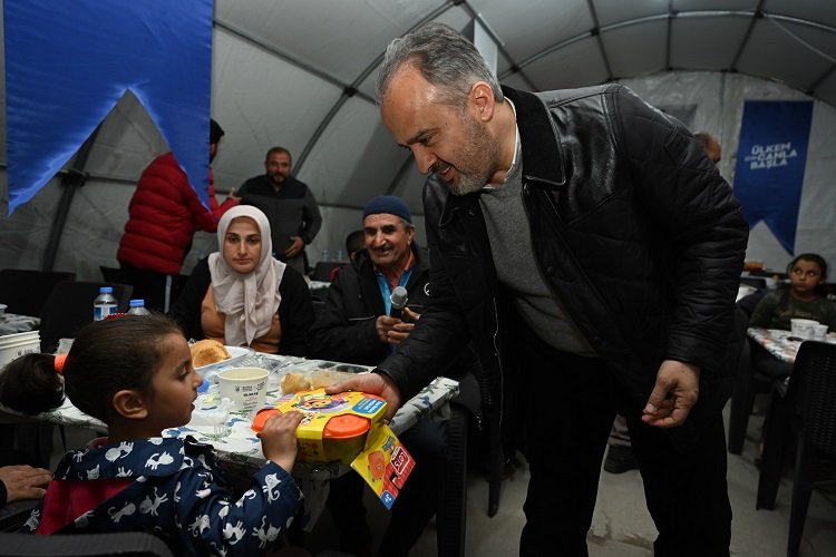 Afet bölgesinde ramazan bereketi -