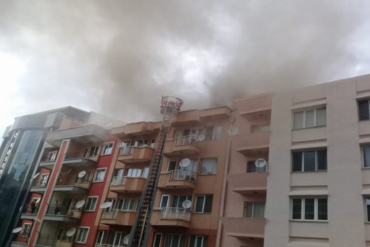 Afyonkarahisar'da düdük tencere bomba gibi patladı! -