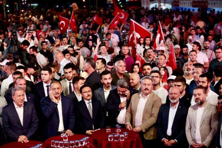 Ahmet Çolakbayrakdar'dan Kayserililere özel teşekkür -