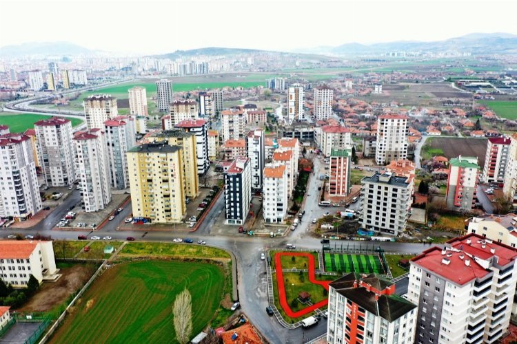 Ahmet Çolakbayrakdar'dan Mithatpaşa mesaisi -