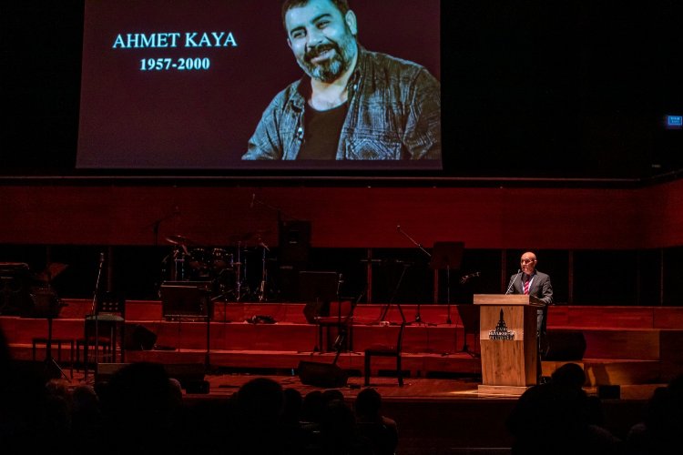 Ahmet Kaya, İzmir'de şarkılarla anıldı 