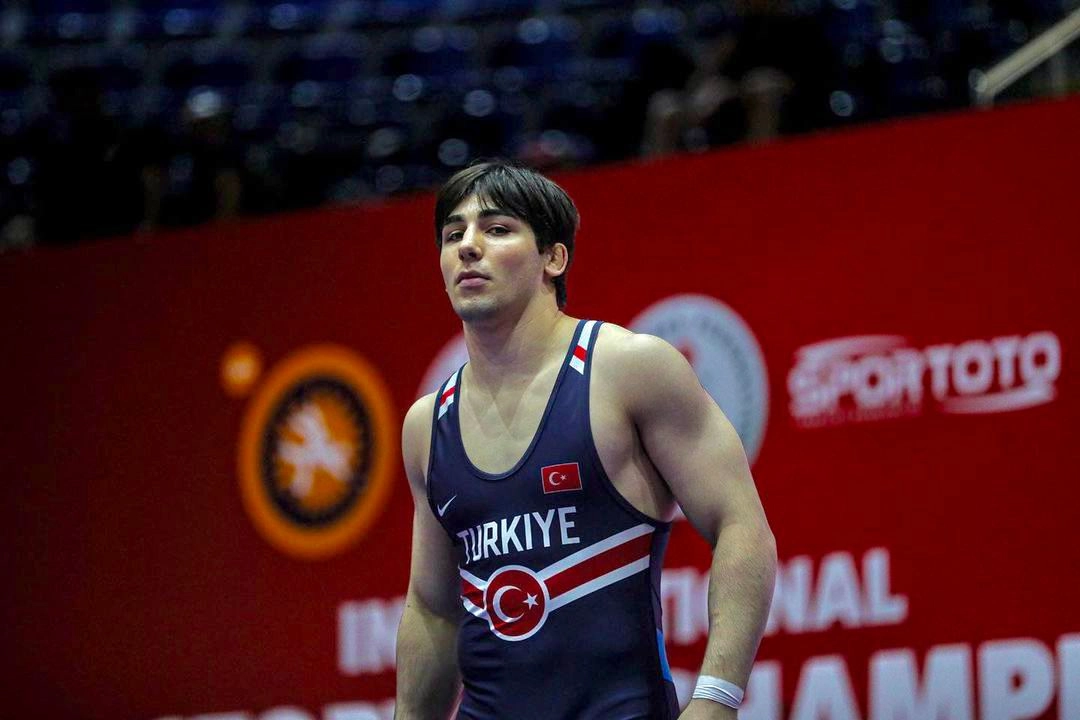 Ahmet Yağan'dan İspanya'da bronz madalya -