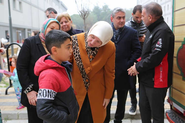 AK Kadınlardan deprem seferberliği -