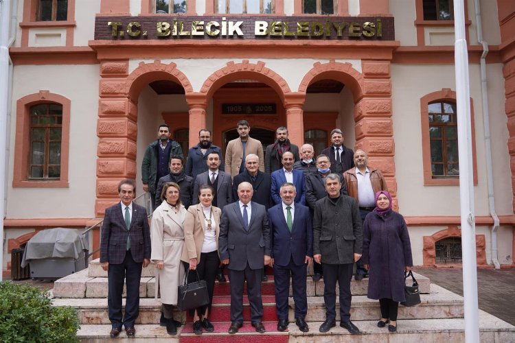 AK Parti Bilecik İl Başkanı Yıldırım’dan CHP’li Belediye Başkanvekiline hayırlı olsun ziyareti -