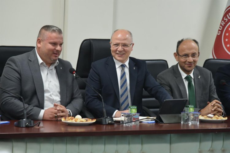 AK Parti Bursa'dan ilçe teşkilatlarına ziyaret -