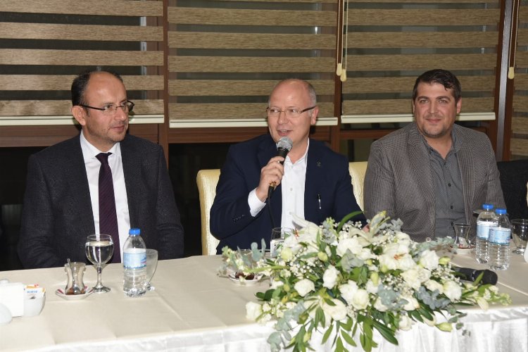 AK Parti Bursa'dan teşkilat istişarelerine devam -