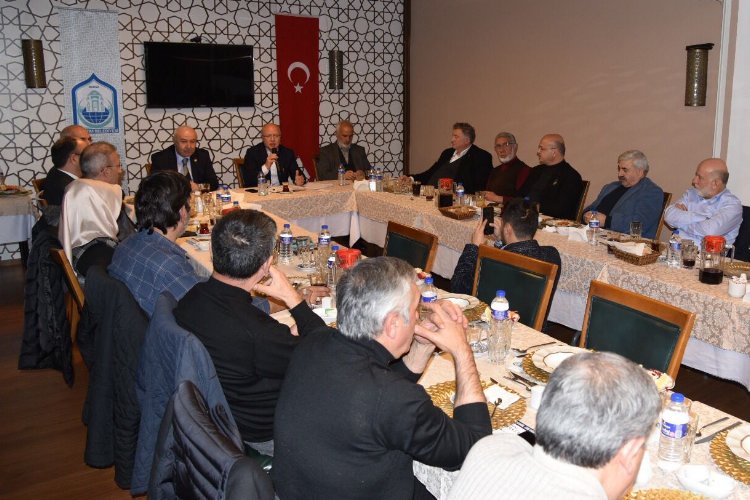 AK Parti Bursa'dan 'vefa' buluşmalarına devam -