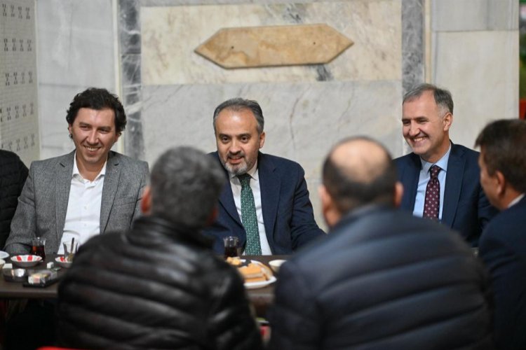 AK Parti Bursa teşkilatları ramazanda halkla beraber -