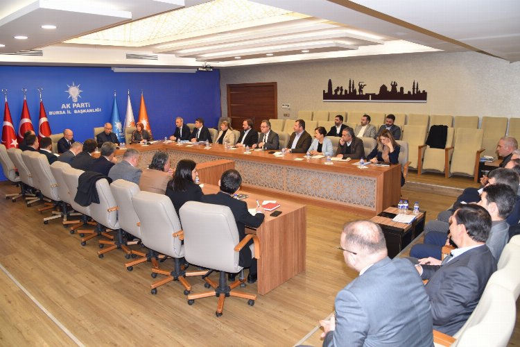 AK Parti'den Bursa'da ilçe başkanlarıyla 'Ala' buluşma -