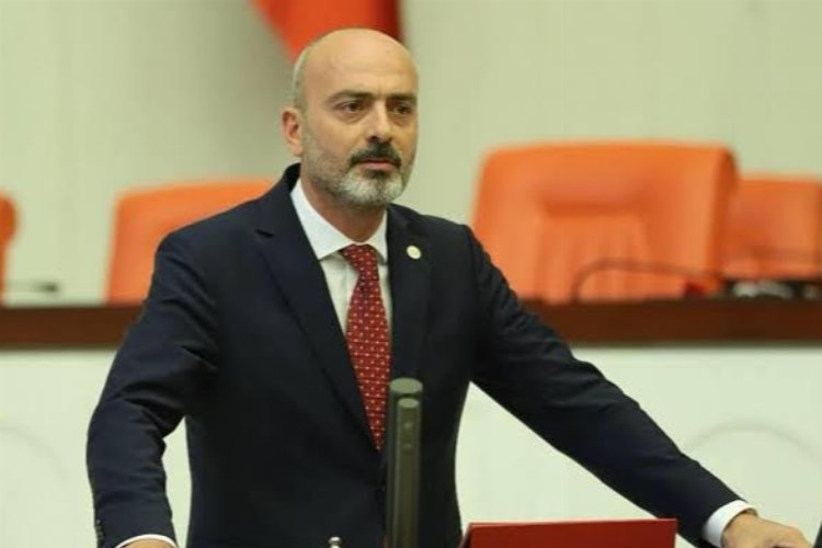 AK Partili Zafer Işık'tan İyi Partili Hüseyin Örs'e zeytin dalı -