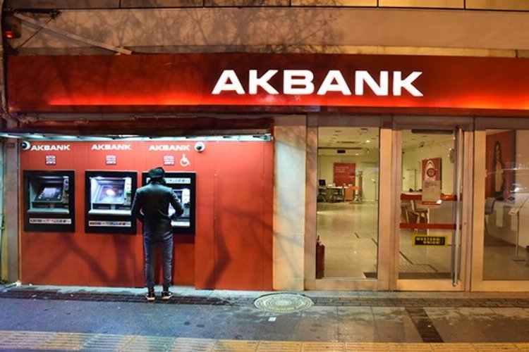 Akbank'tan afet bölgesine destek -
