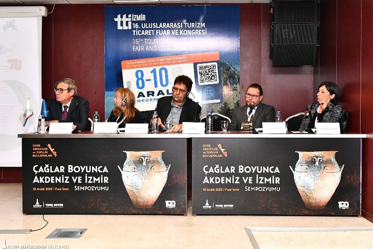 Akdeniz ve İzmir sempozyumu başladı -