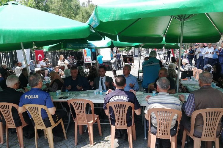 Akhisarlı şehitler dualarla anıldı -