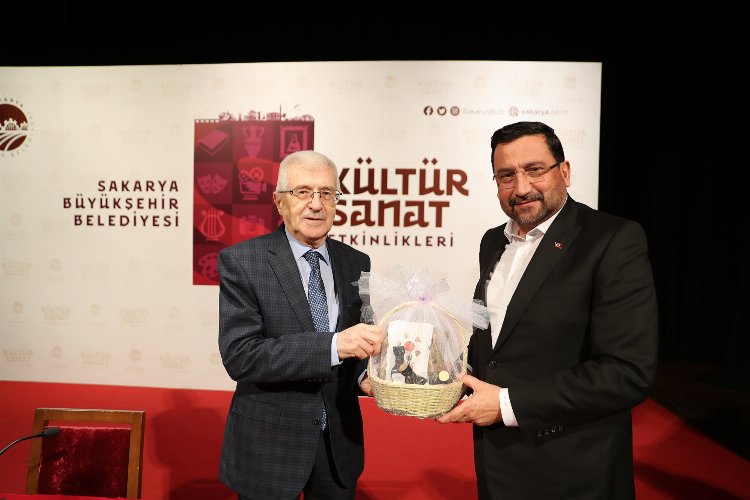 AKM’de İstiklal Şairi Mehmet Akif Ersoy’u konuştular -