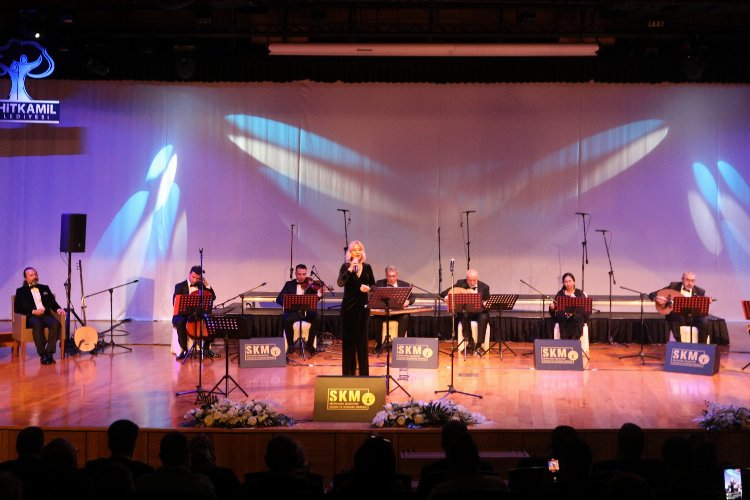 Alaeddin Yavaşça Gaziantep'te besteleriyle anıldı -