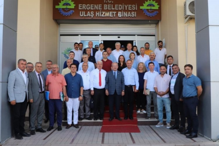 Albayrak mahalle mahalle dert dinliyor -