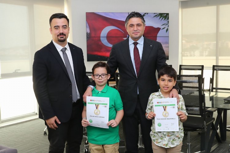Aliağalı öğrencilerden 'Robotik' başarı -