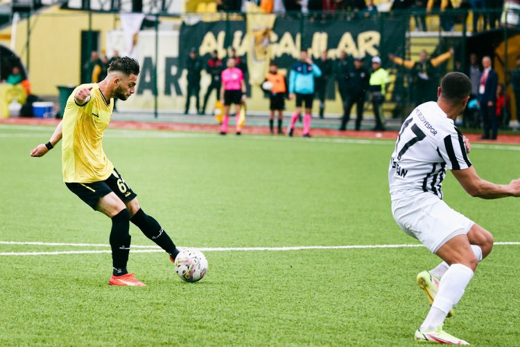 Aliağaspor FK, liderliğini sürdürdü -