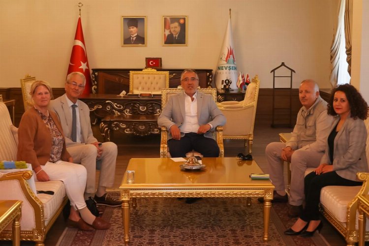 Almanya'dan Mehmet Savran'a 'dost' ziyareti -