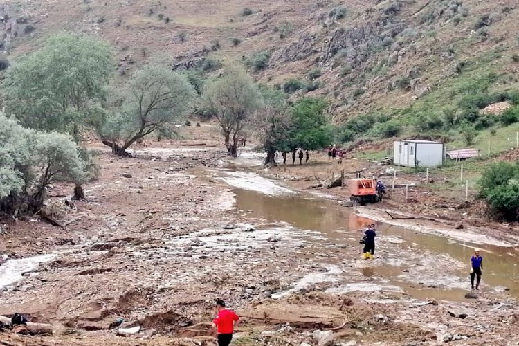 Ankara'da sağanak felaket: 1 ölü, 1 kayıp -