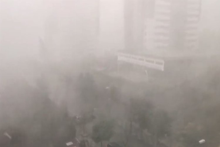Ankara’da yağışlı hava etkili oldu! Mahsur kalan 3 çocuk kurtarıldı -